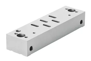 5831