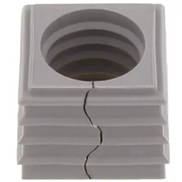 2584560000